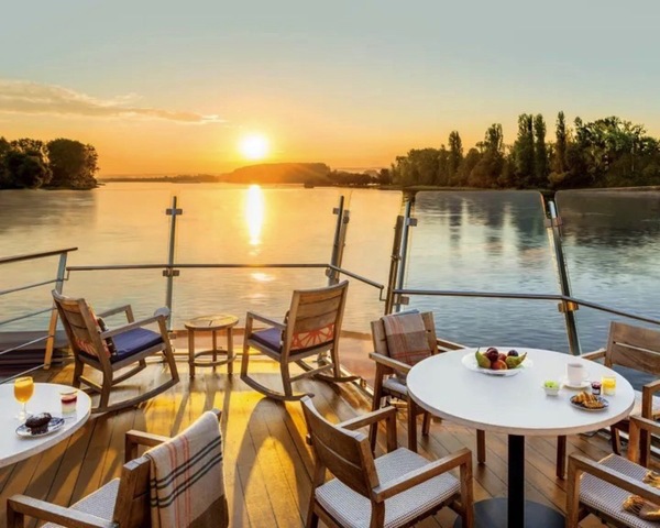 Viking River Cruises, Viking Annar, Aquavit Terrace® LOW RES.jpg